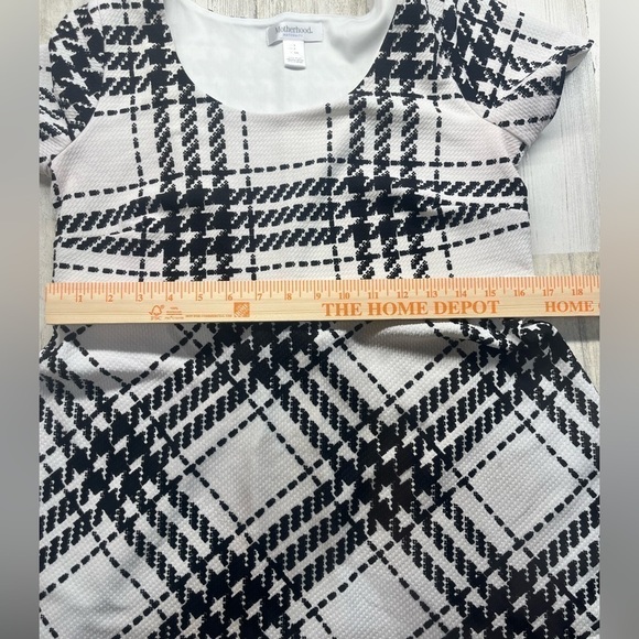 Motherhood Maternity short sleeve  Blouse Plaid Black & white size small - Picture 5 of 6